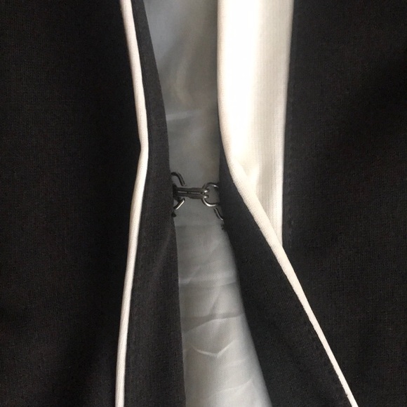 Blazer - Picture 2 of 4